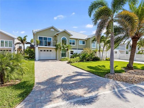 12176 Siesta Dr, FORT MYERS BEACH, FL, 33931-2341 | Card Image