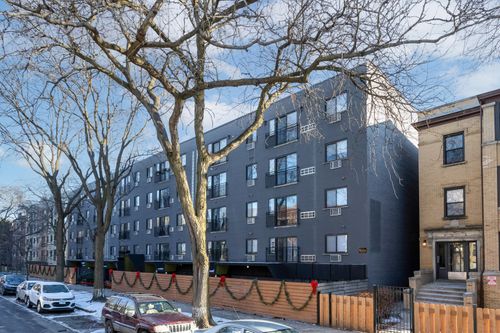 316-5411 Winthrop Ave, Chicago, IL, 60640-1782 | Card Image