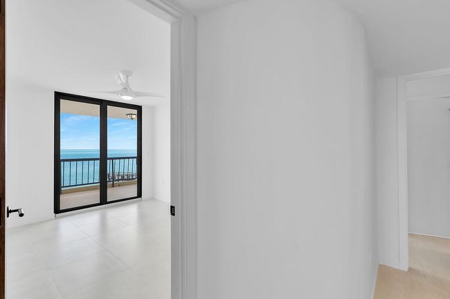Guest Bedroom | Image 37