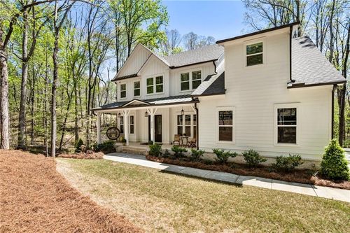 3560 Chattahoochee Rd, Cumming, GA, 30041 | Card Image