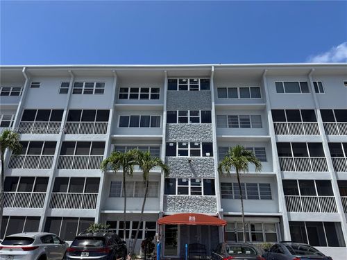 apt-305a-215 Se 3rd Ave, Hallandale Beach, FL, 33009-5605 | Card Image