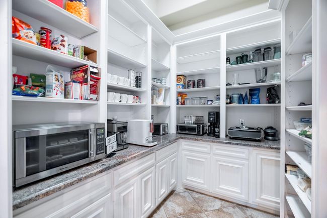 27493 S Lazy Meadow Way, House other with 6 bedrooms, 8 bathrooms and 5 parking in Spring TX | Image 18