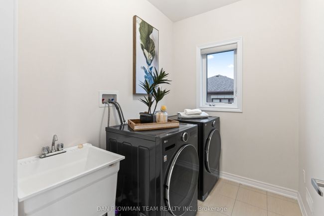 1284 Klondike Dr, House other with 4 bedrooms, 4 bathrooms and 2 parking in Oshawa ON | Image 31