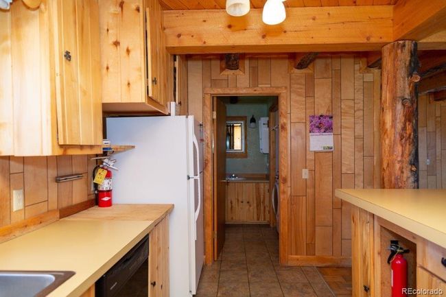 427 River Dr, House other with 3 bedrooms, 2 bathrooms and 2 parking in Creede CO | Image 20