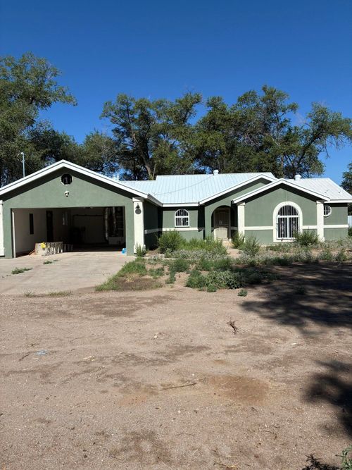 7515 Isleta Blvd Sw, Albuquerque, NM, 87105-7155 | Card Image