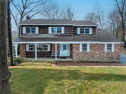 1 Pine Hill Ter, Glen Head, NY, 11545-2017 | Card Image