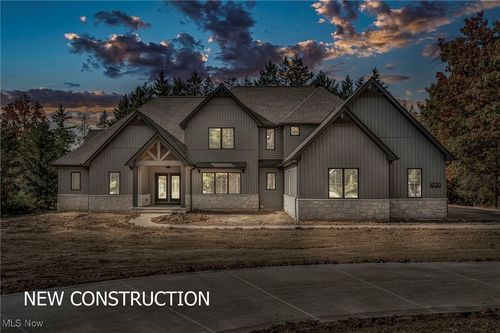 35 Hopewell Trl, Moreland Hills, OH, 44022-2543 | Card Image