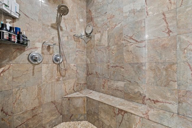Separate shower | Image 26