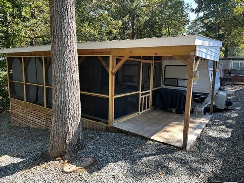 110 Meadowview Cir, Badin Lake, NC, 28127 | Card Image