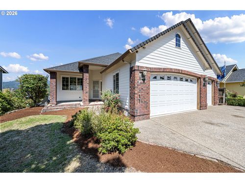 3466 Ambleside Dr, Springfield, OR, 97477 | Card Image