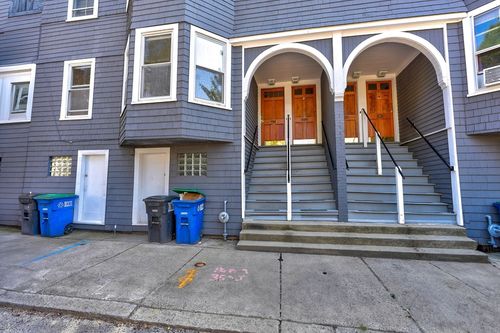 80-80 Heath St, Somerville, MA, 02145-1520 | Card Image