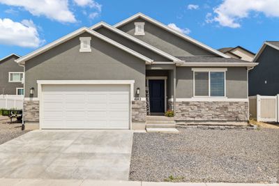 4142 N Fairfield Dr, House other with 3 bedrooms, 2 bathrooms and 2 parking in Eagle Mountain UT | Image 1