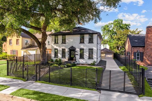 2613 Wichita St, Houston, TX, 77004-7713 | Card Image