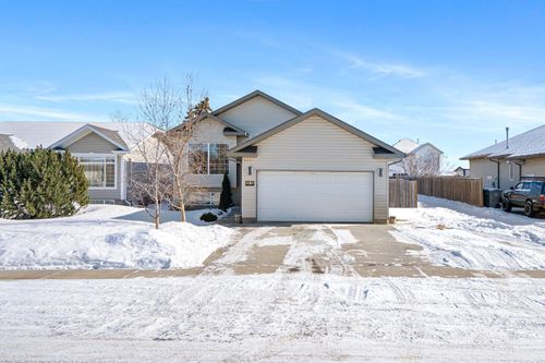 2305 61a Ave, Lloydminster, AB, T9V3J8 | Card Image