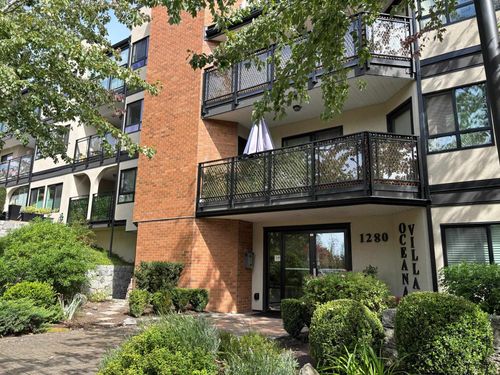 301-1280 Fir Street, White Rock, BC, V4B4B1 | Card Image