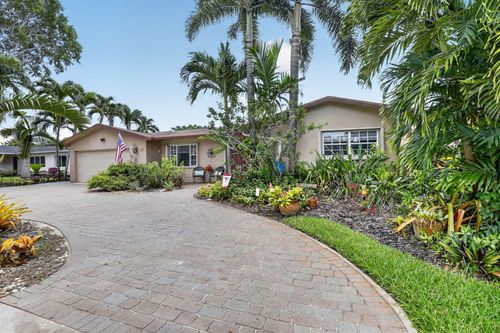 1851 Nw 106th Avenue, Pembroke Pines, FL, 33026 | Card Image