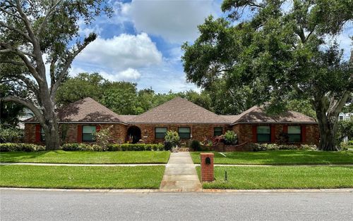 4405 Meadowwood Way, TAMPA, FL, 33618-8624 | Card Image