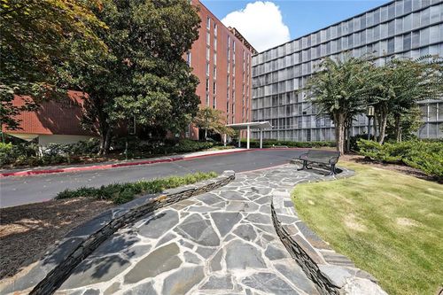 apt-114-3060 Pharr Court North Nw, Atlanta, GA, 30305-2022 | Card Image