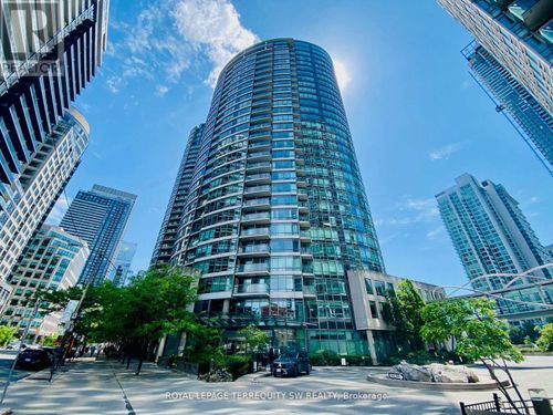 2010-373 Front Street W, Toronto (Niagara), ON, M5V3R7 | Card Image