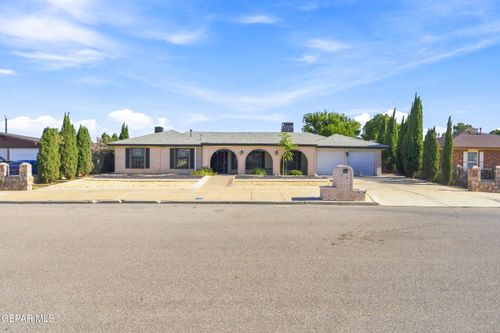 10432 Byway Dr, El Paso, TX, 79935-2804 | Card Image