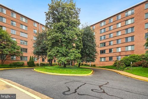apt-a609-3000 Spout Run Pkwy, ARLINGTON, VA, 22201-4228 | Card Image