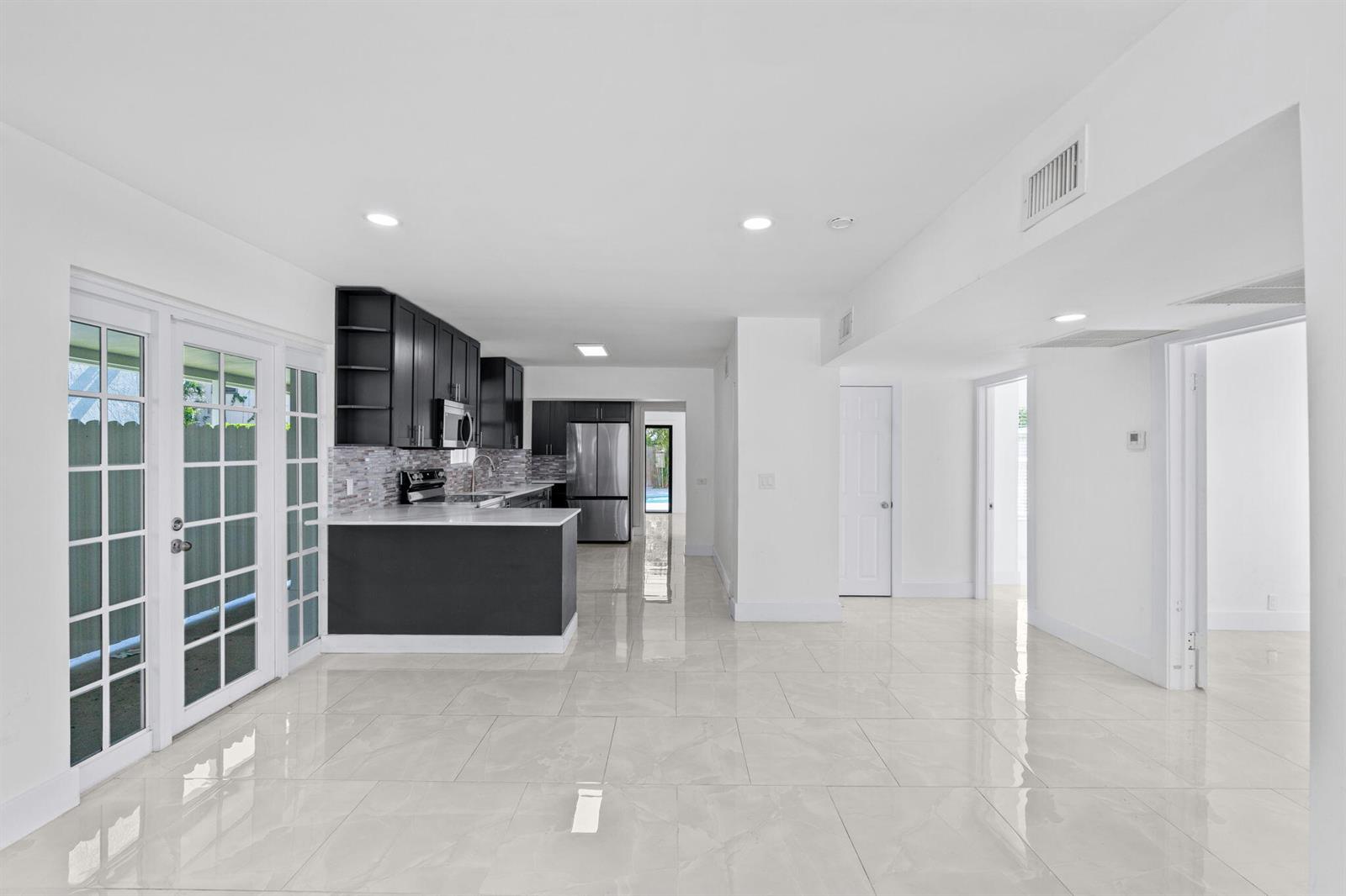 Residential Lease in West Palm Beach 4