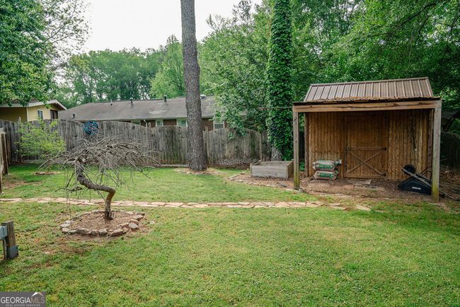 2331 Robin Ln Se, House other with 5 bedrooms, 3 bathrooms and 4 parking in Smyrna GA | Image 4