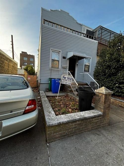 1378 E 5th St, Brooklyn, NY, 11230-4626 | Card Image