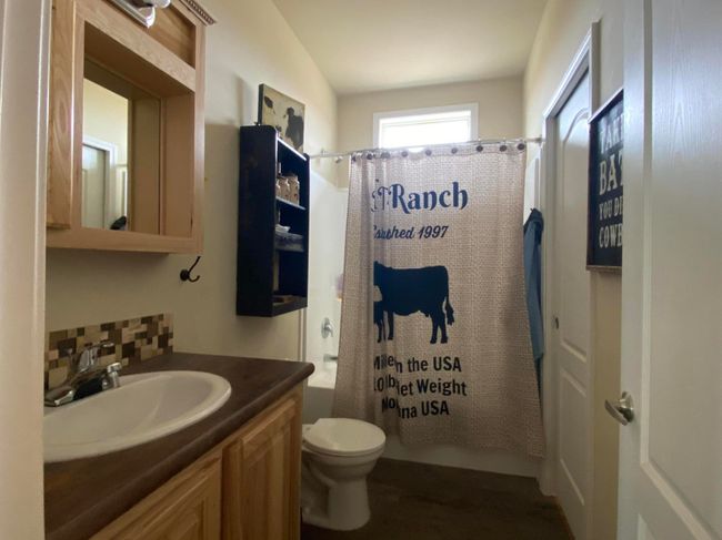 4234 Apple School Rd, House other with 3 bedrooms, 2 bathrooms and null parking in Carter MT | Image 54