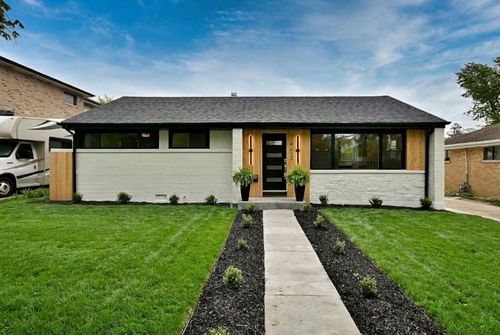 453 N West Ave, Elmhurst, IL, 60126-2127 | Card Image