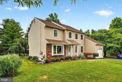 69 Willis Dr, Ewing, NJ, 08628-2019 | Card Image