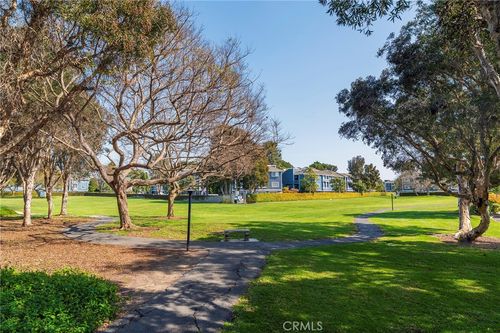 202-8182 Mainsail Dr, Huntington Beach, CA, 92646 | Card Image