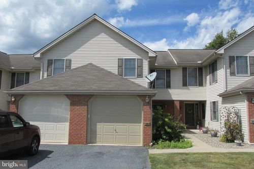 888-888 Woodridge Dr, MIDDLETOWN, PA, 17057-3193 | Card Image