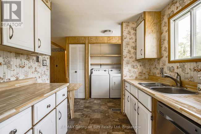 58 - 5263 Elliott Side Rd, Home with 2 bedrooms, 1 bathrooms and 2 parking in Port Mcnicoll ON | Image 4