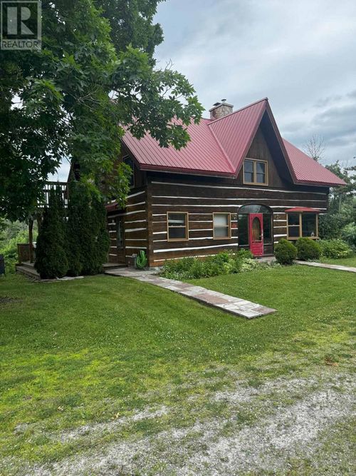 627 Lake St, Delta, ON, K0E1G0 | Card Image