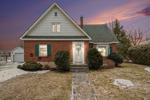 104 Van Buren St, Kemptville, ON, K0G1J0 | Card Image