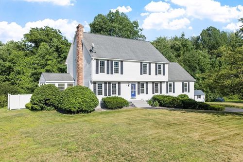 19 Villanova Dr, Westford, MA, 01886-1959 | Card Image