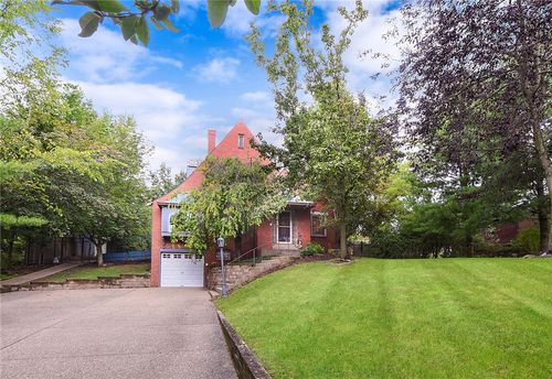 138 Siebert Rd, Ross Twp, PA, 15237 | Card Image