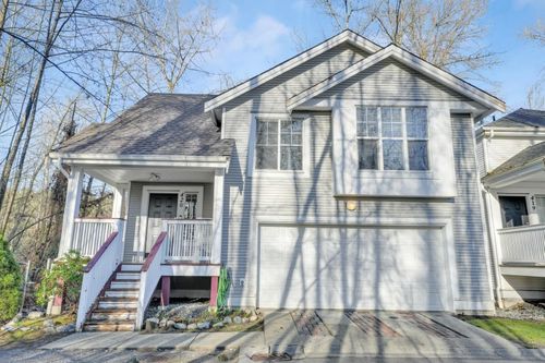 420-3000 Riverbend Dr, Coquitlam, BC, V3C6R1 | Card Image