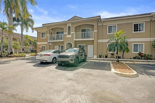 3-4812 Washington St, Hollywood, FL, 33021-7683 | Card Image