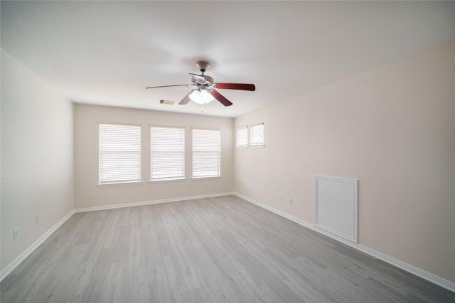 12206 Cove Bluff Ct, House other with 4 bedrooms, 4 bathrooms and 2 parking in Cypress TX | Image 4