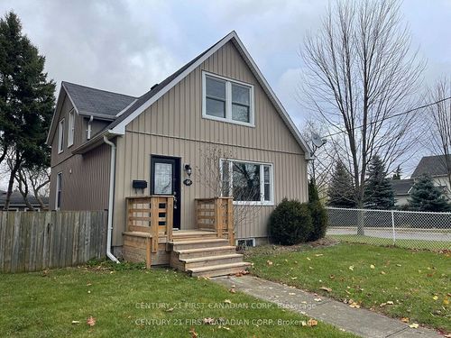 64 Edward St, Saint Thomas, ON, N5P1Y6 | Card Image