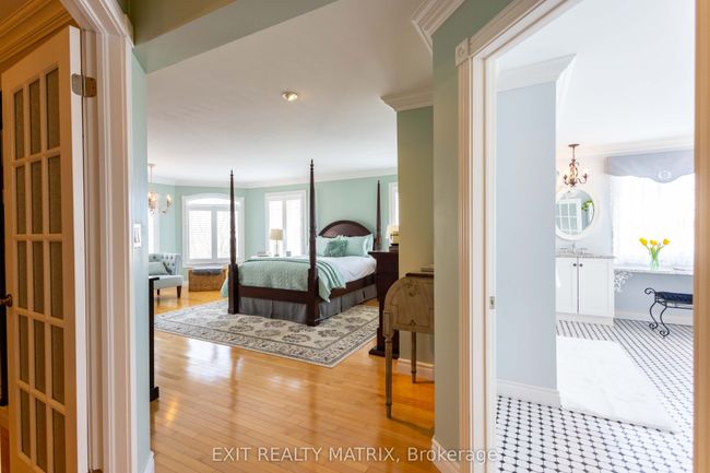 257 N Russell Rd, House other with 4 bedrooms, 3 bathrooms and 8 parking in Russell ON | Image 14