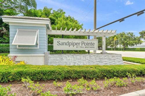 581-581 Sanderling Cir, Deerfield Beach, FL, 33442-2484 | Card Image