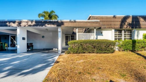 83-3823 Glen Oaks Dr E, SARASOTA, FL, 34232-1254 | Card Image