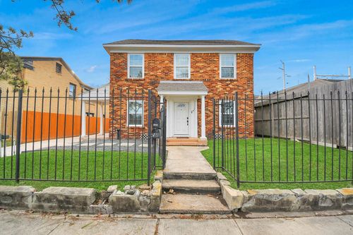 1508 Ridgewood St, Houston, TX, 77006-1032 | Card Image