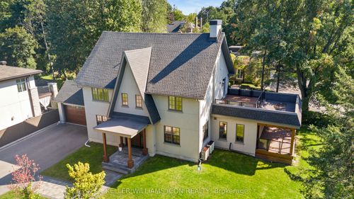 320 Hillcrest Rd, Rockcliffe, ON, K1M0J6 | Card Image
