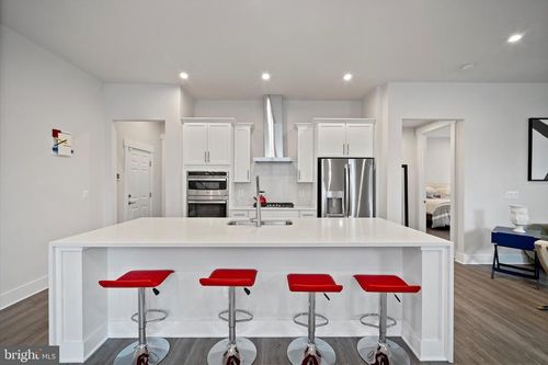 43441 Bettys Farm Dr, CHANTILLY, VA, 20152-1435 | Card Image