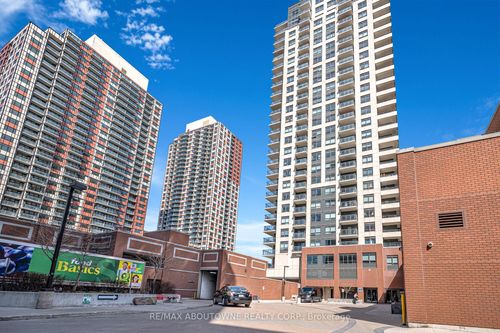 1105-1410 Dupont St, Toronto, ON, M6H0B6 | Card Image