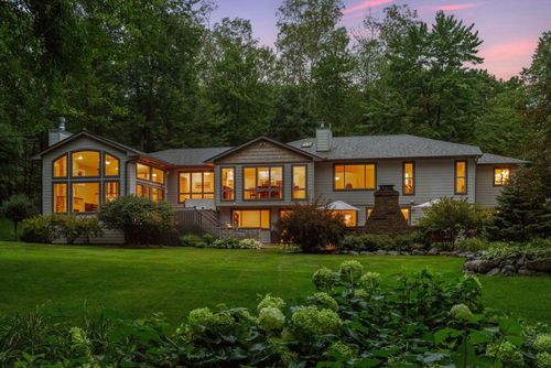 2184 45th Ave, Star Prairie, WI, 54026-5616 | Card Image